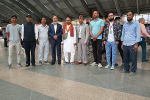 Departure_of_chairman_group.jpg